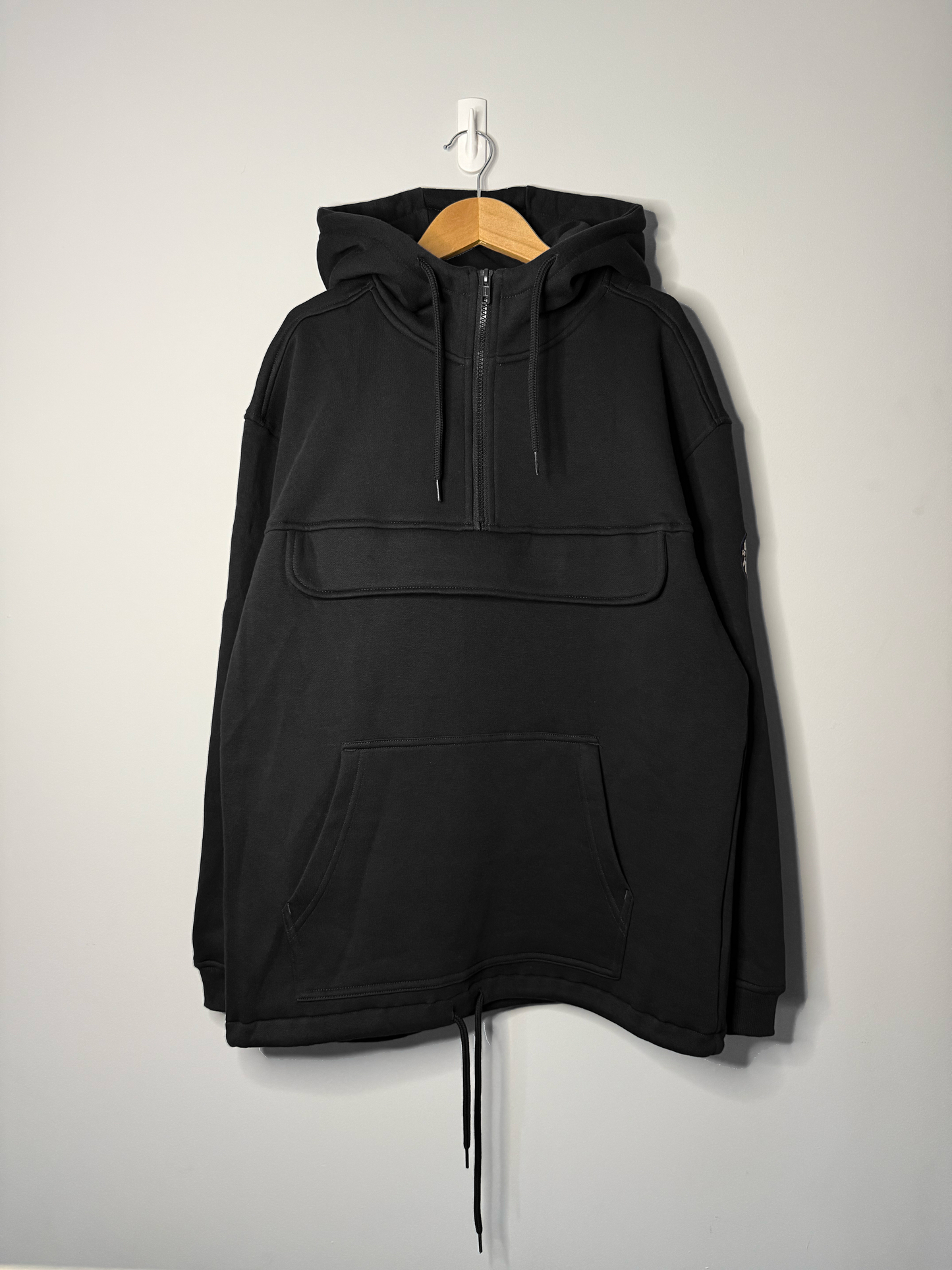 Half Zip Pocket Hoodie - Black