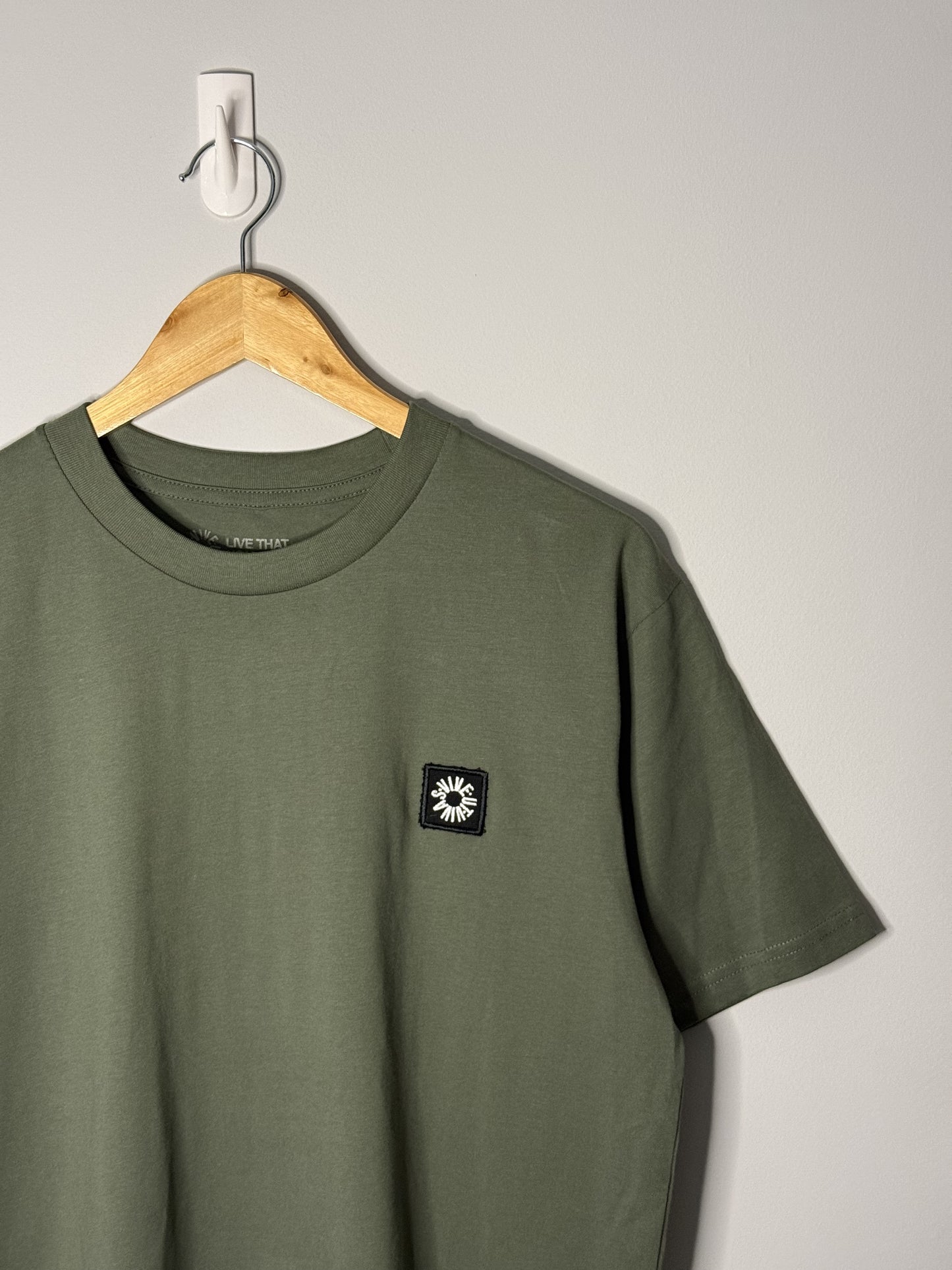 Essential T-Shirt - Green