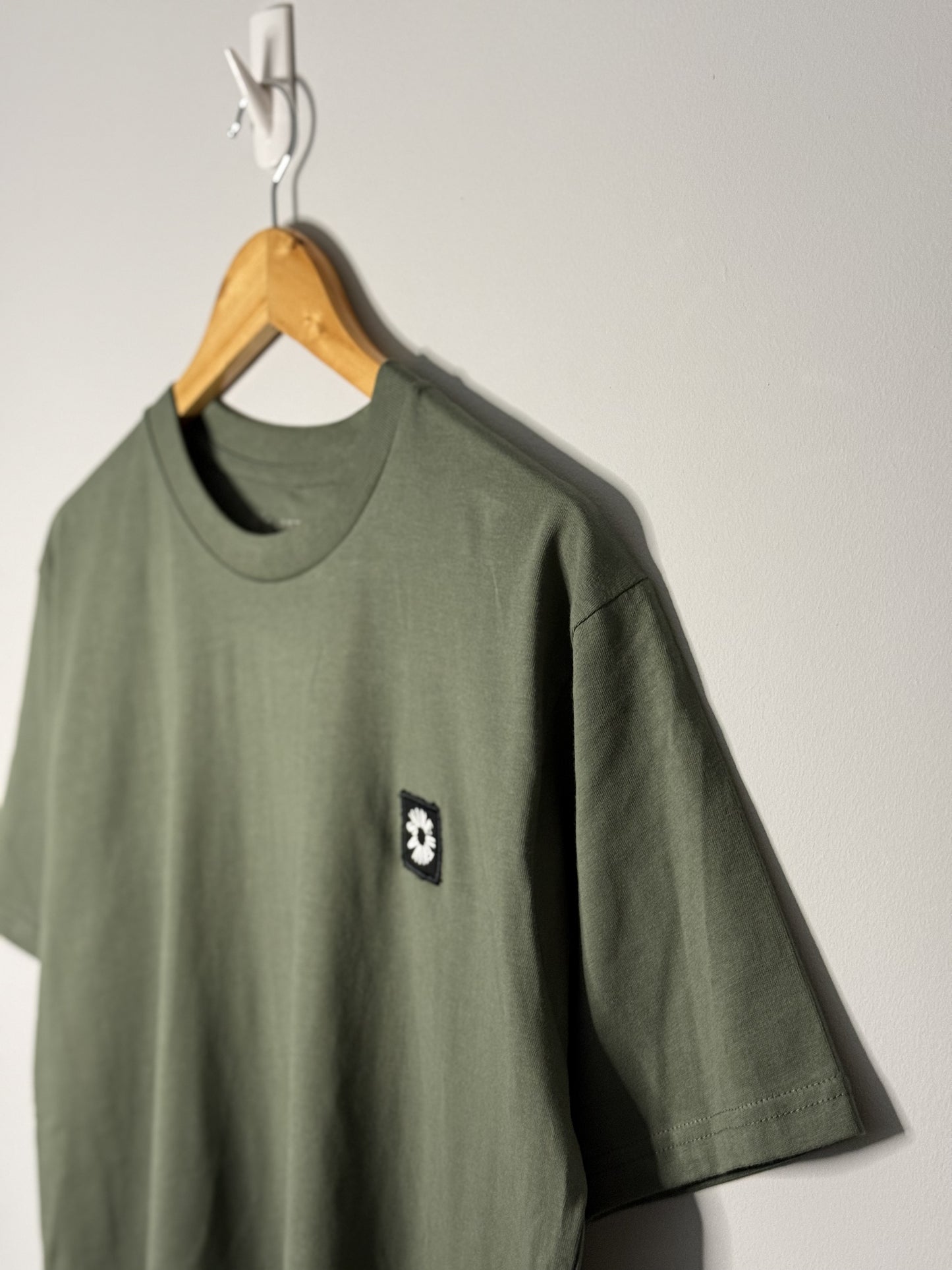 Essential T-Shirt - Green