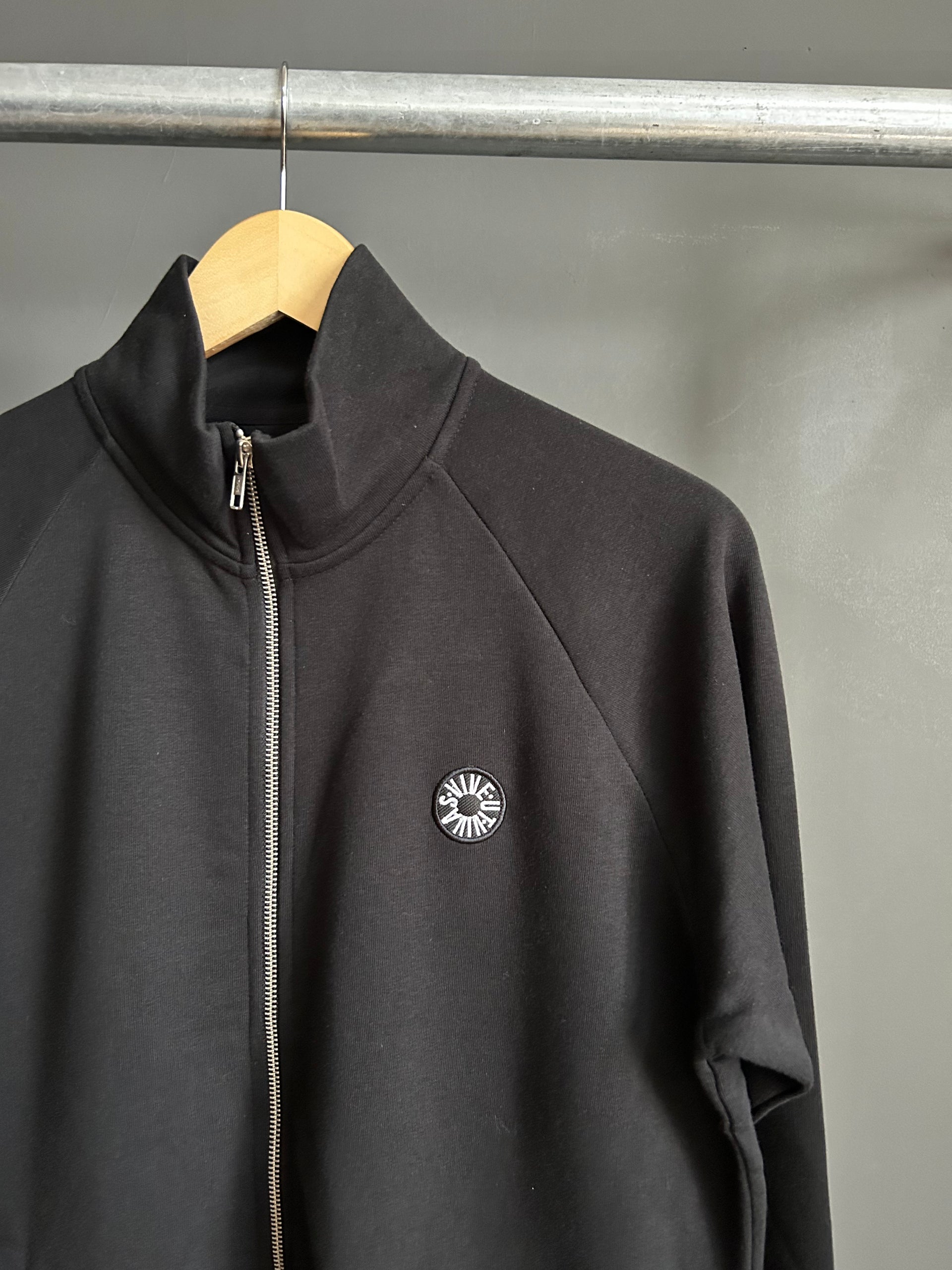 Lansdown Zip Sweatshirt Black Vive Ut Vivas Ltd